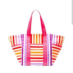 Weekender tote bag